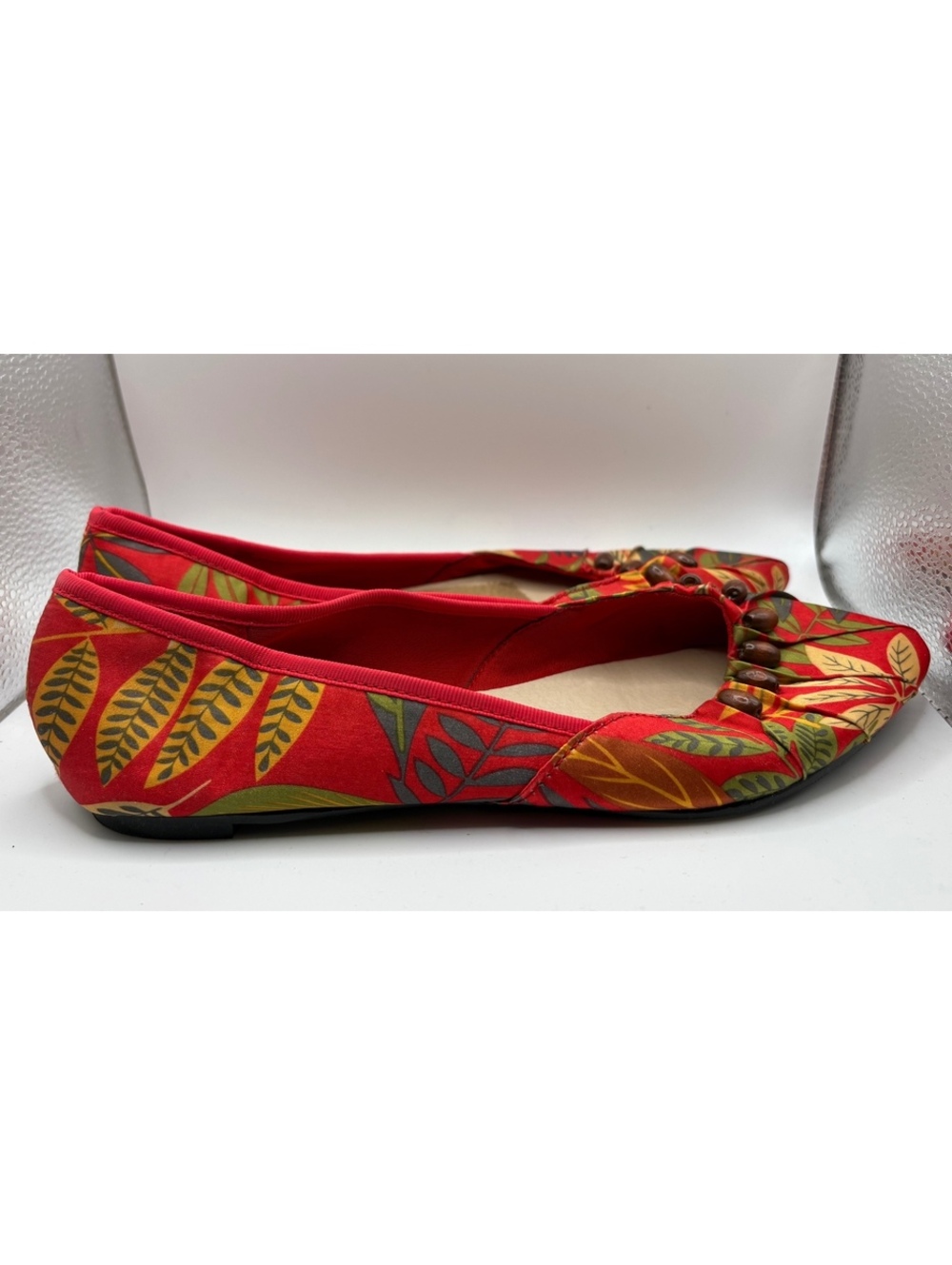 Soft Surroundings Red Tropical Leaf Botanical Beaded Ballet Flats Women’s 7.5